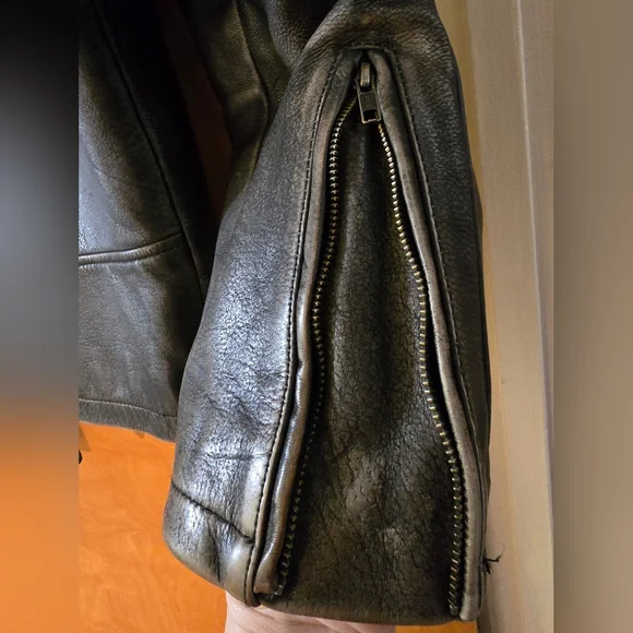 Wilsons Vintage USA Leather Jacket - Picture 4 of 16